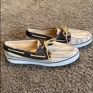 ***Like new*** SPERRY boat shoes